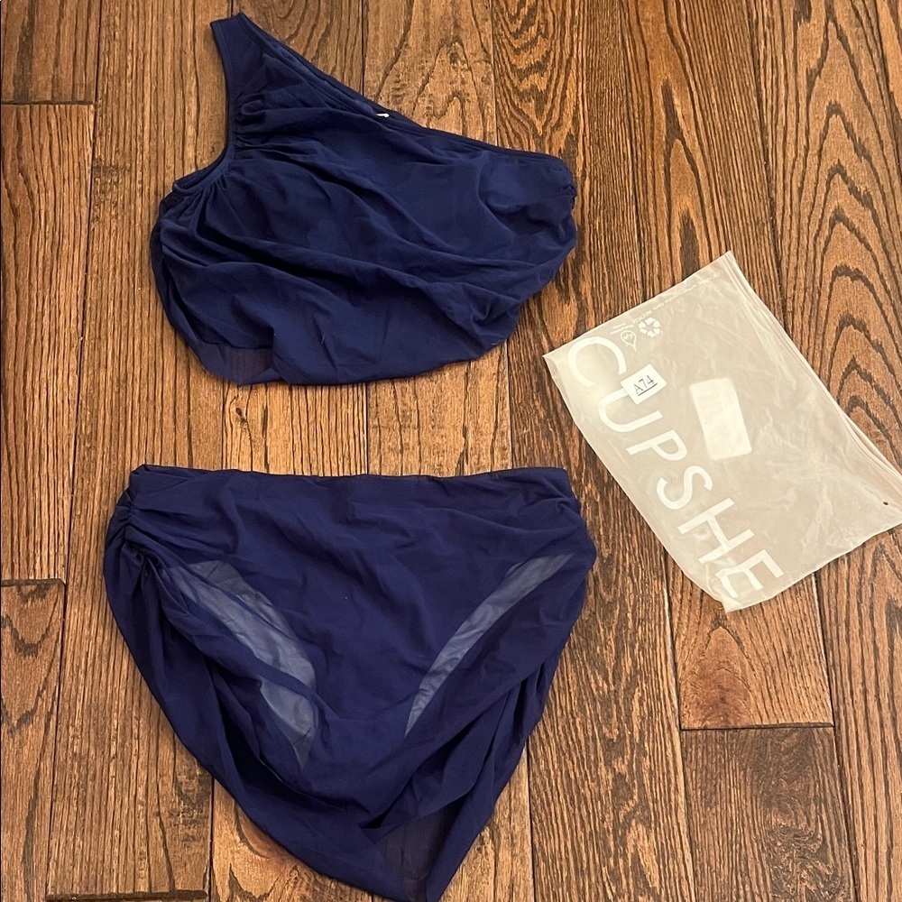 NWT Cupshe Deep Blue One-Shoulder Bikini Size L - Picture 2 of 12